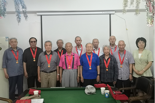 沈陽分院舉行“光榮在黨50年”紀念章頒發活動