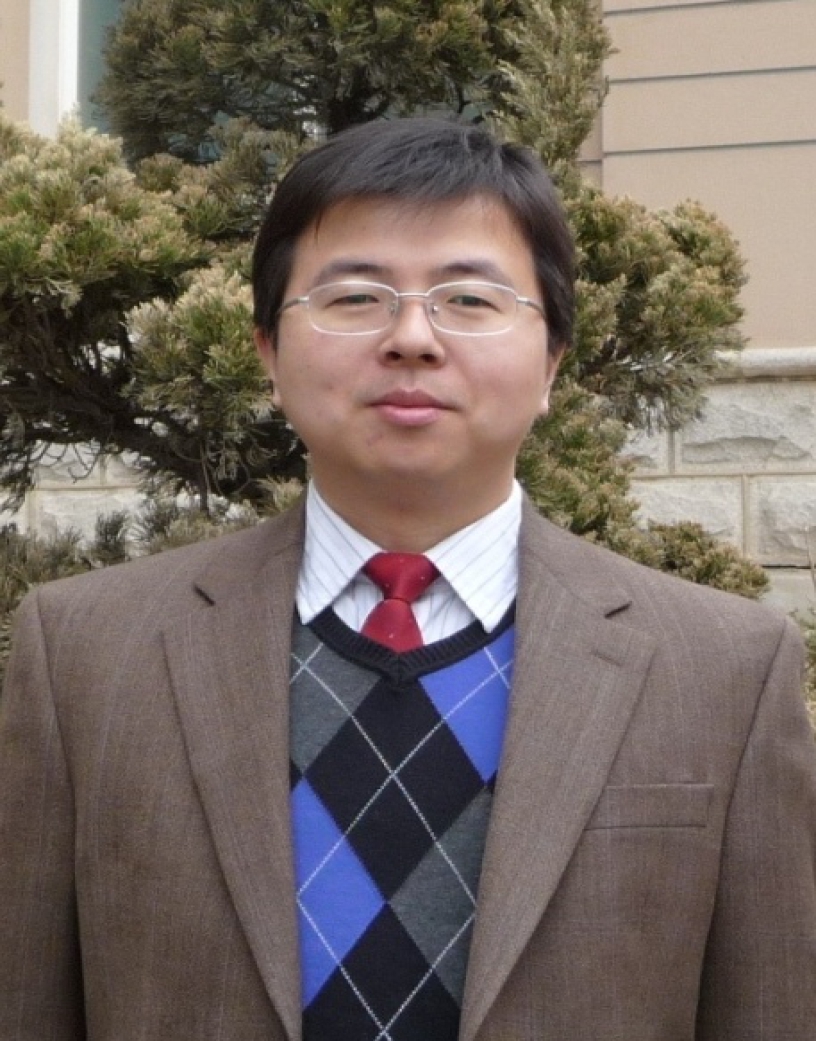 馮亮